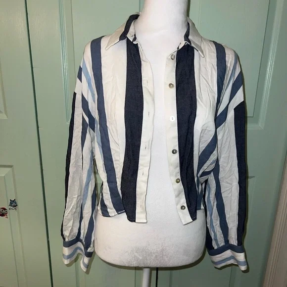 Zara trf White Blue Stripped Crop Blouse - Picture 4 of 15